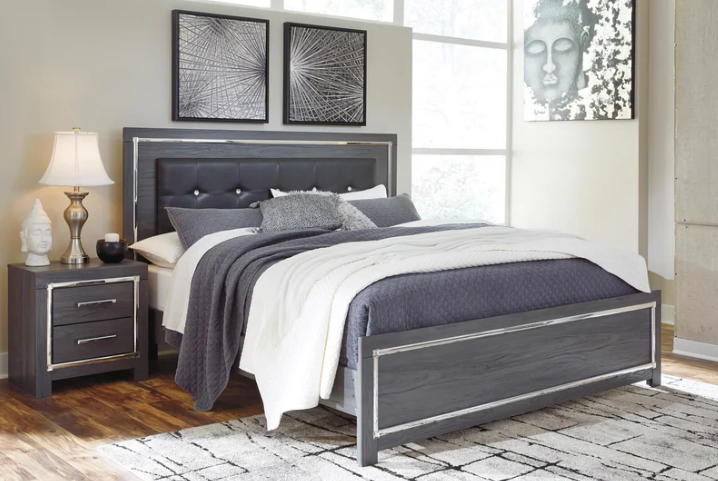 Open Box - Lodanna Queen Panel Bed with 1 Nightstand