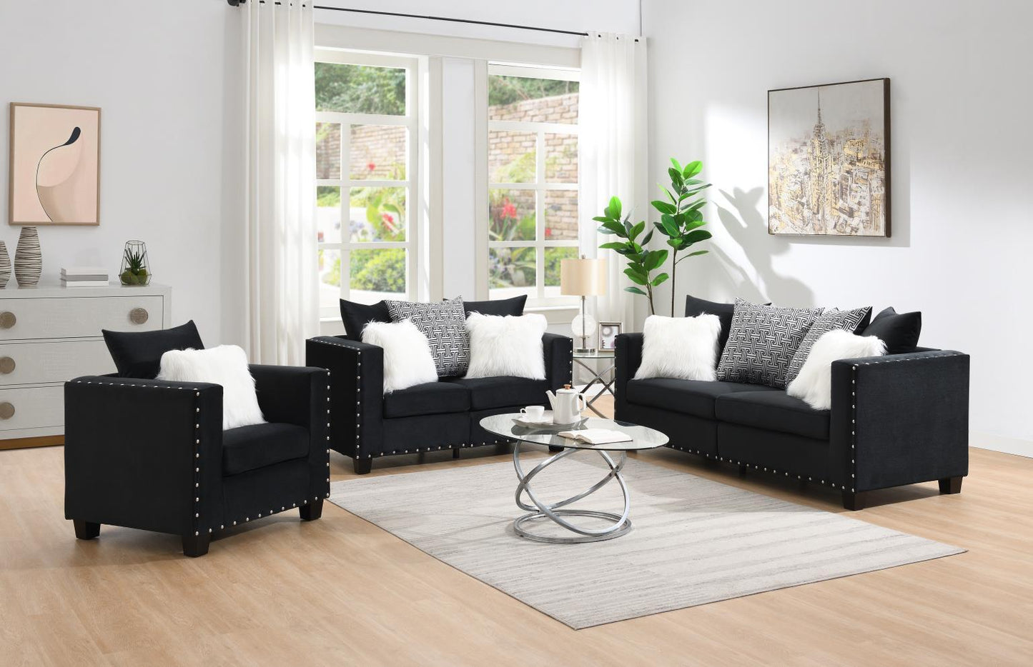 U516 - Chair - Black
