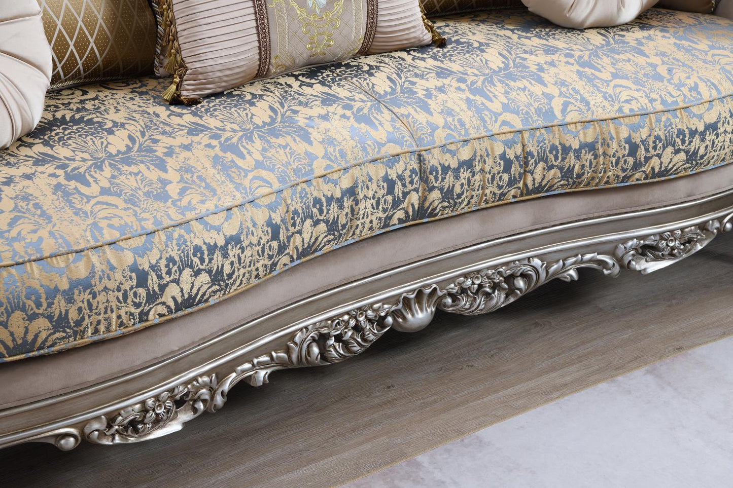 U197 - Traditional Loveseat - Brown