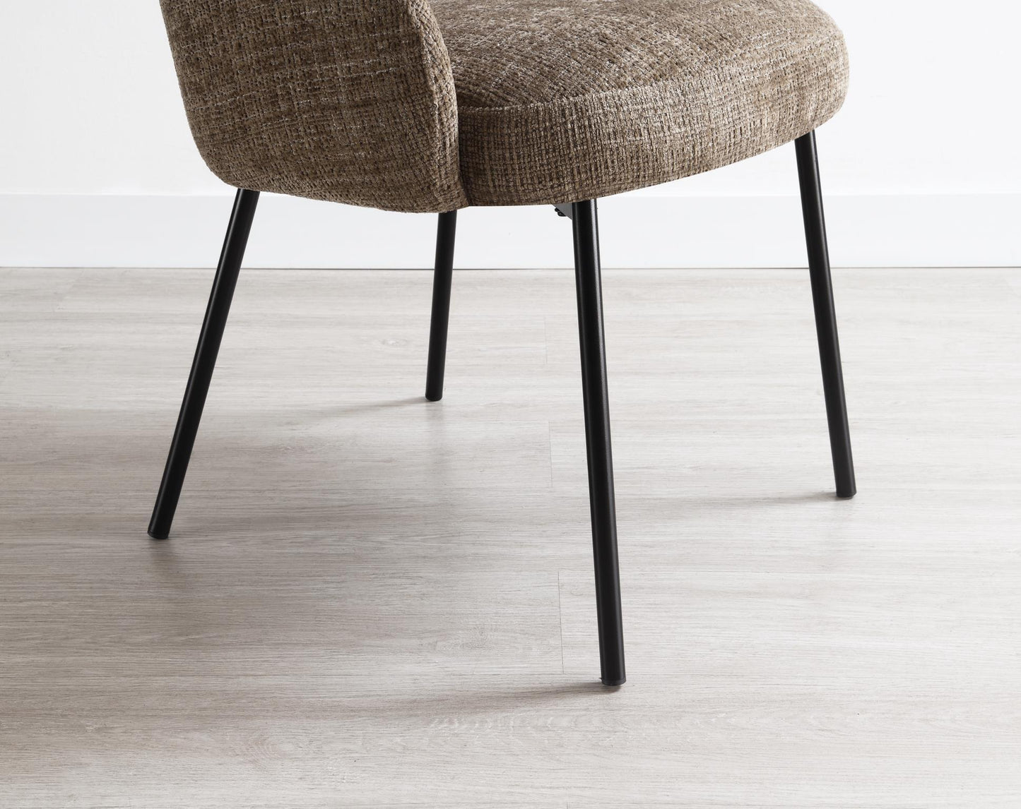 ST158 - Contour Armchair