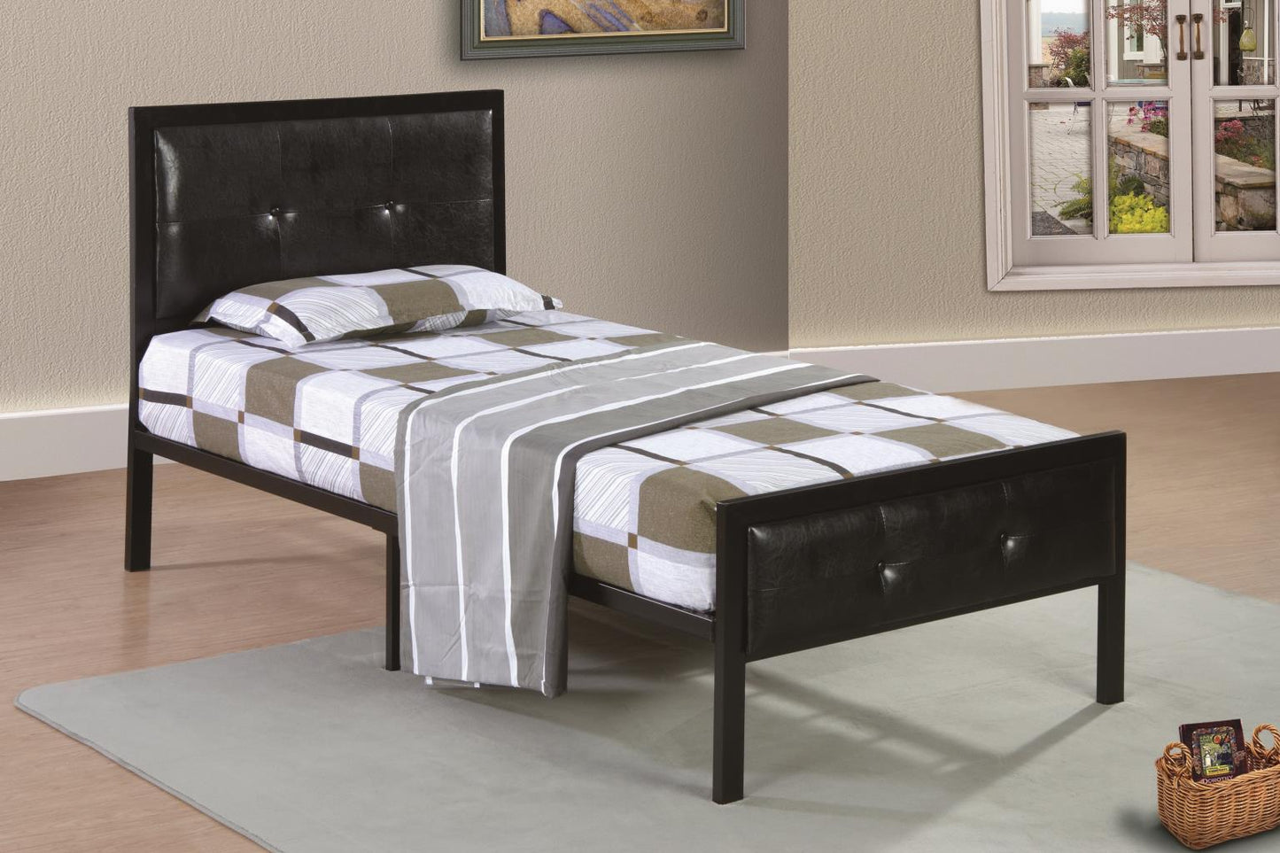 B630 - Padded Metal Bed