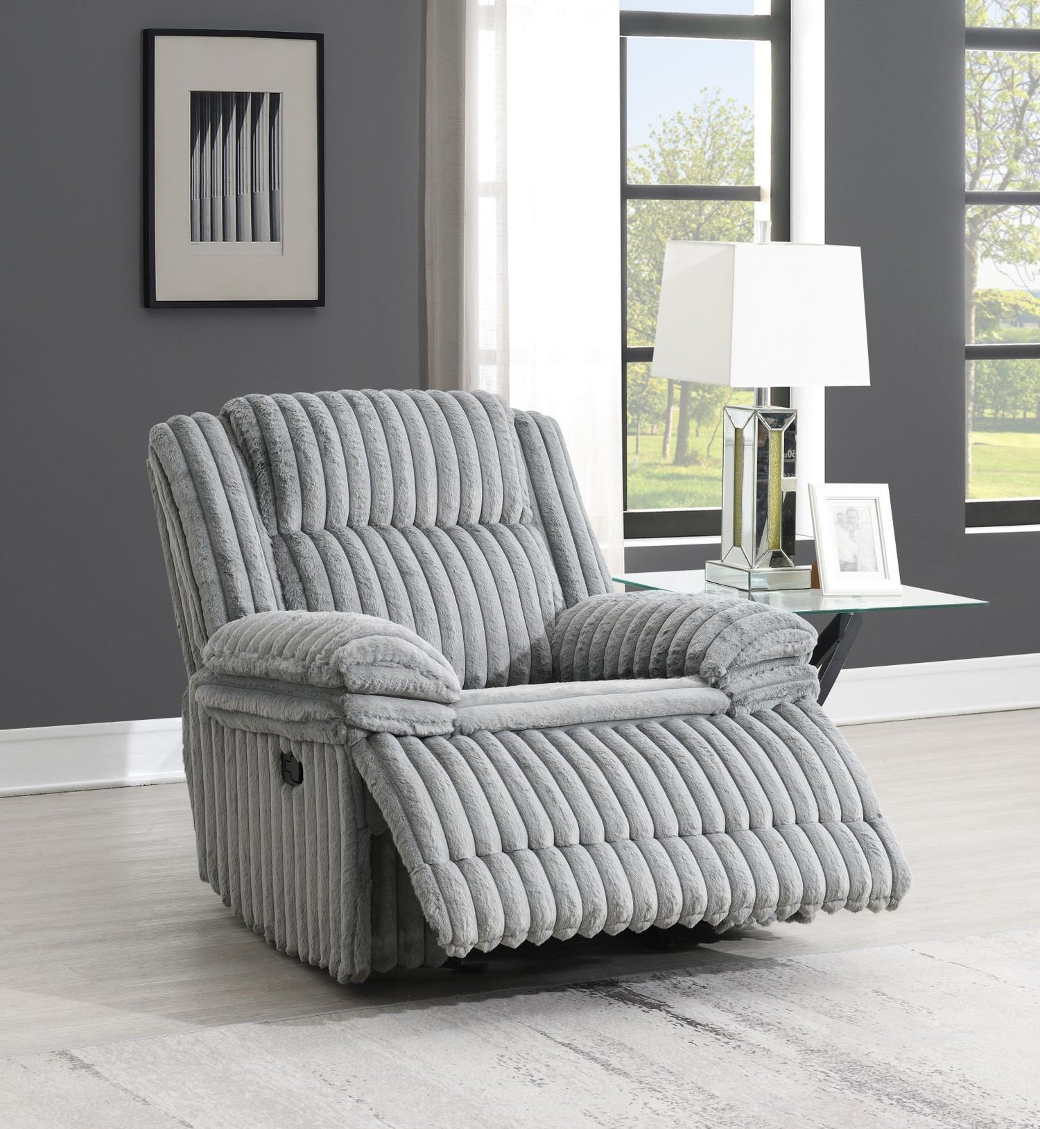 Living Room > Recliners