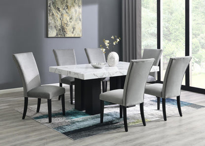 D131 - Dining Room Set