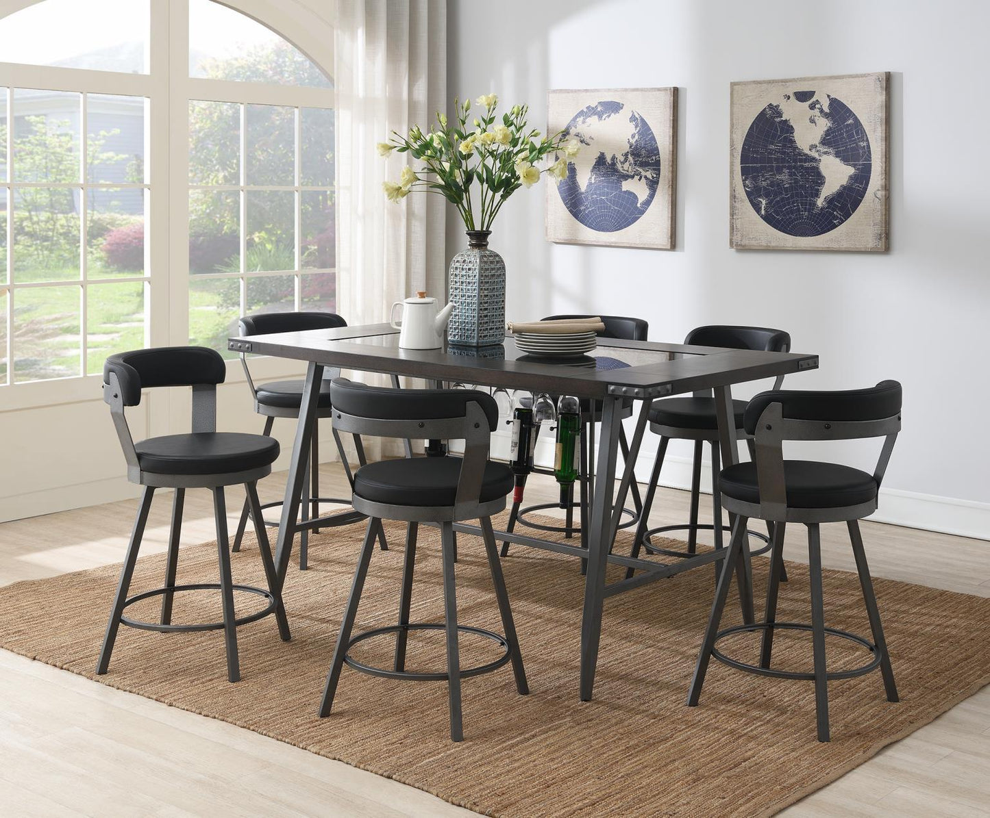 D208 - Counter Height Chair (Set of 2)
