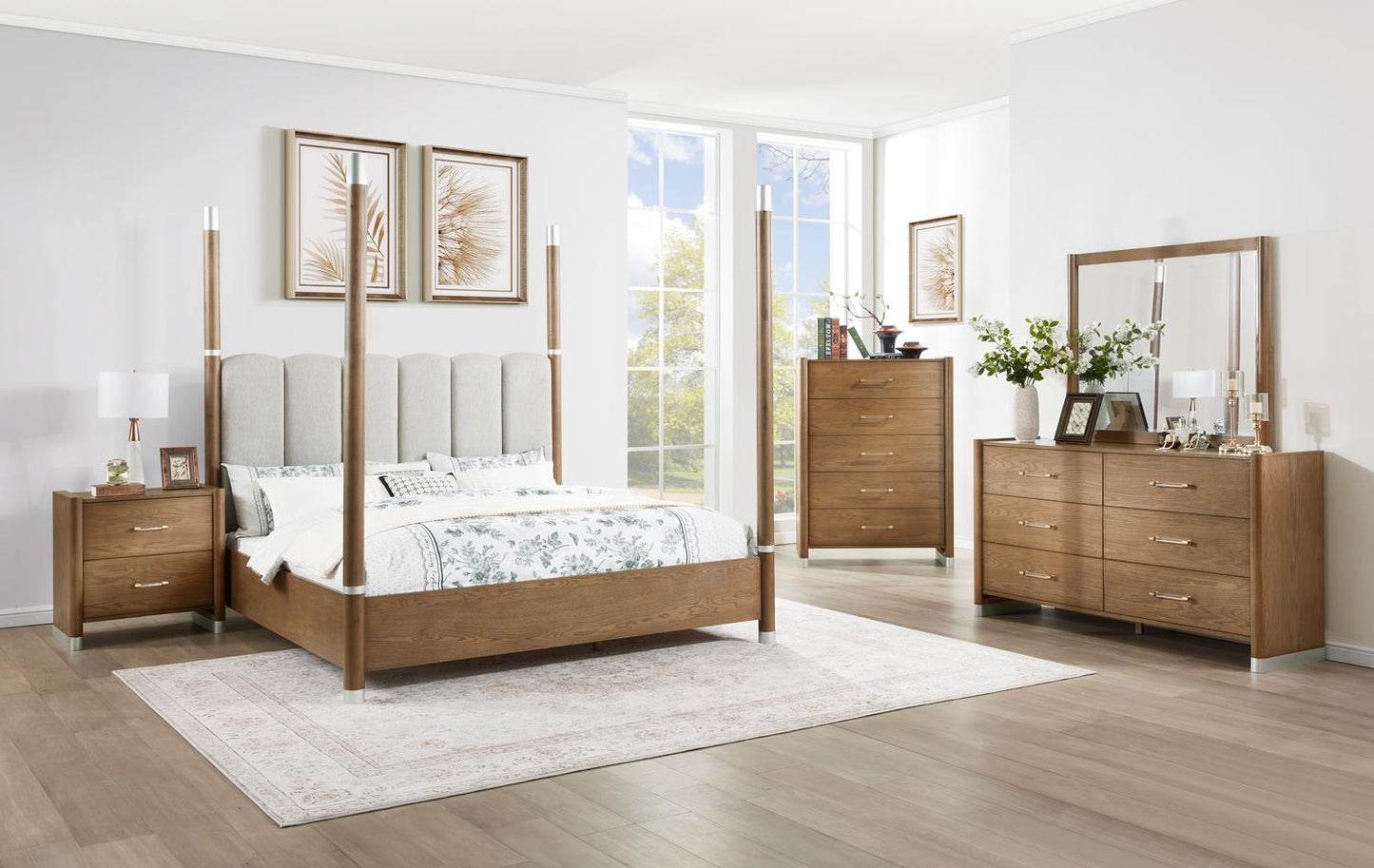 B095 - Canopy Bed