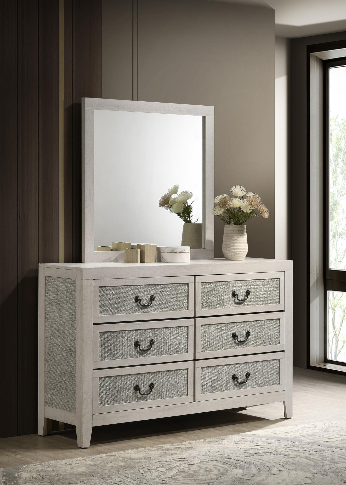 B505 - Bed