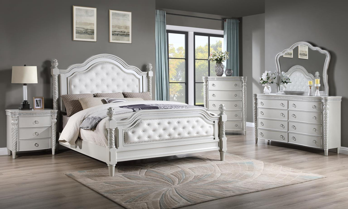 B033 - Bed