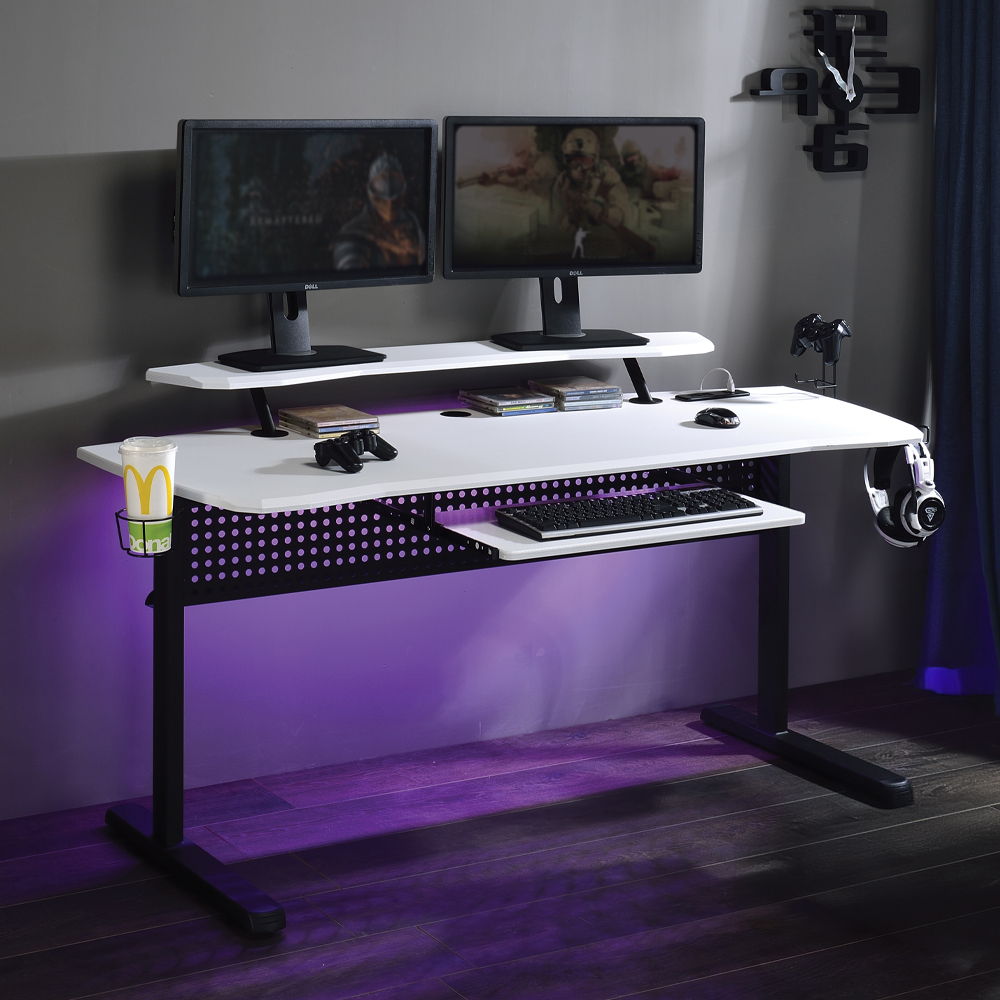 Vildre - Gaming Table w/USB Port
