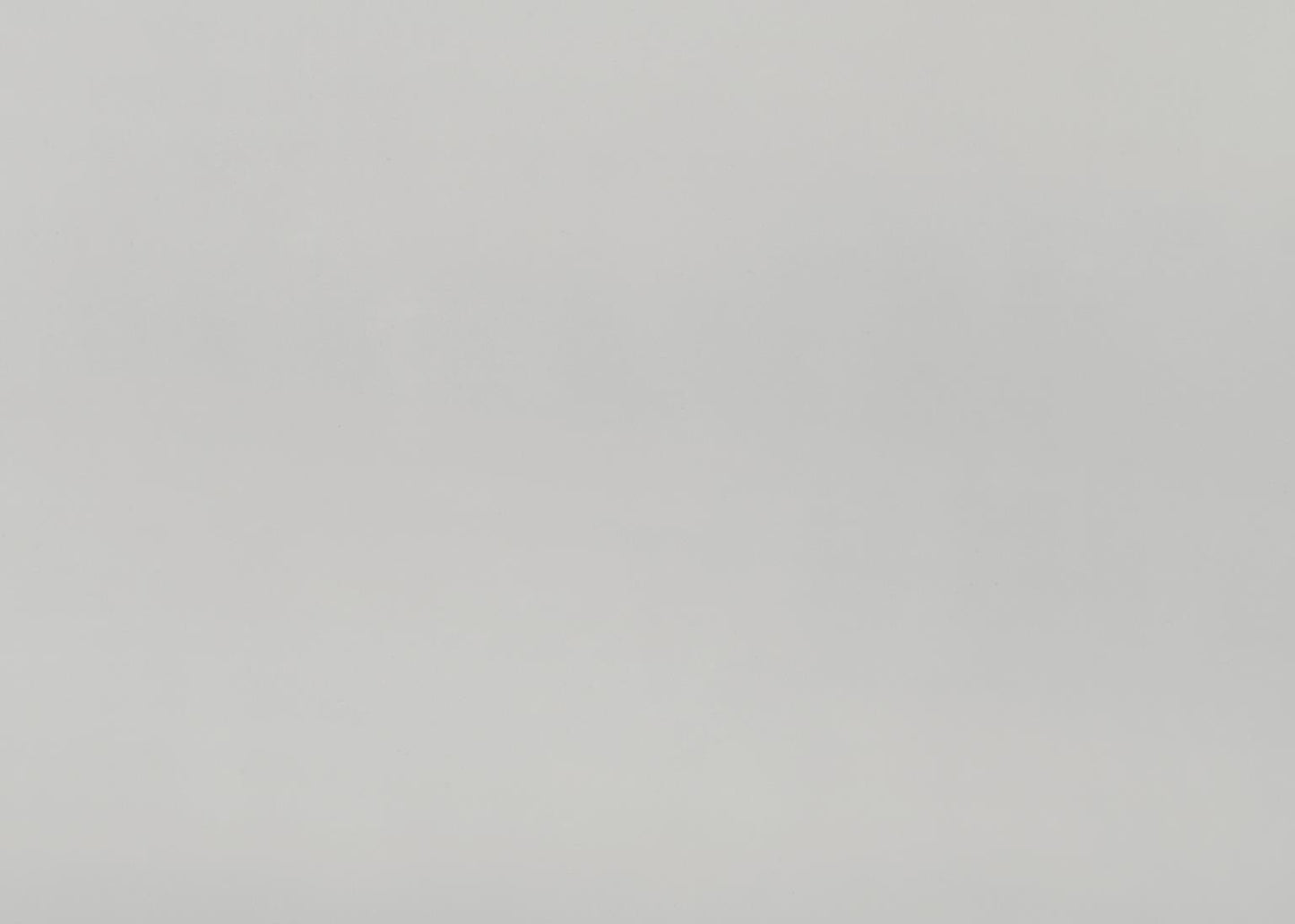 B026 - Bench - White