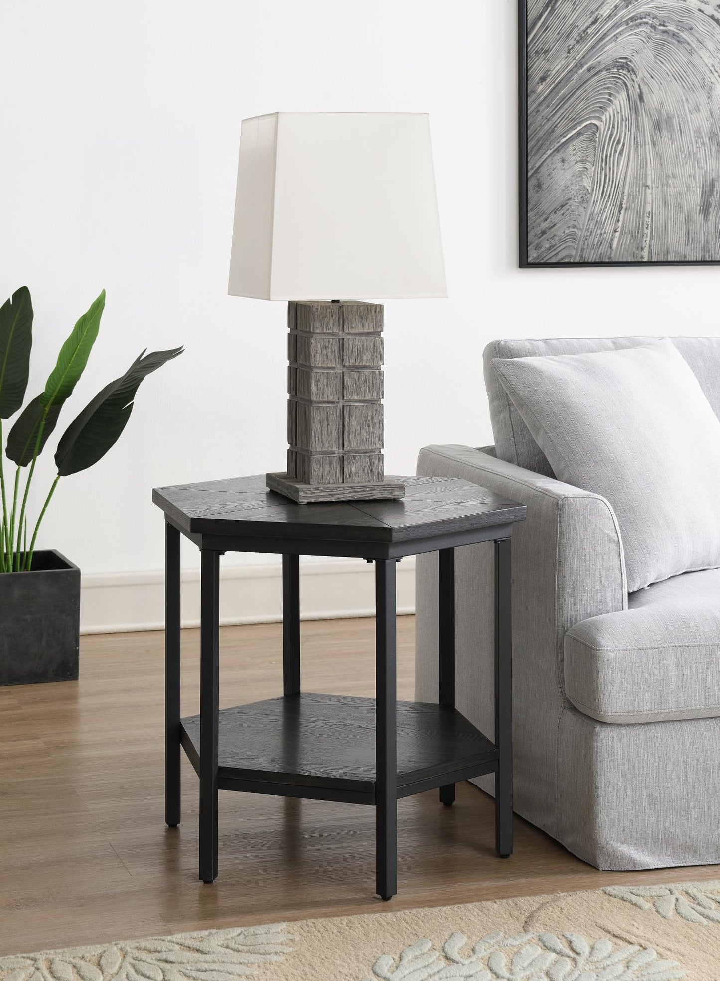 T103 - Table