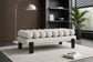 Akeela - Bench