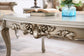 T197 - Traditional Table
