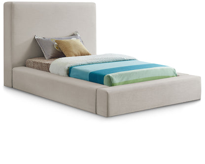 Devin - Bed