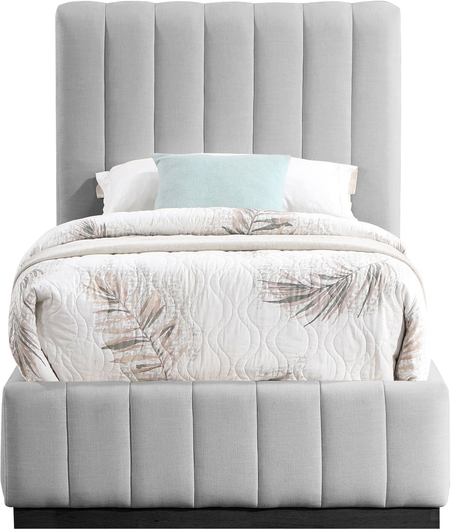 Lucia - Bed