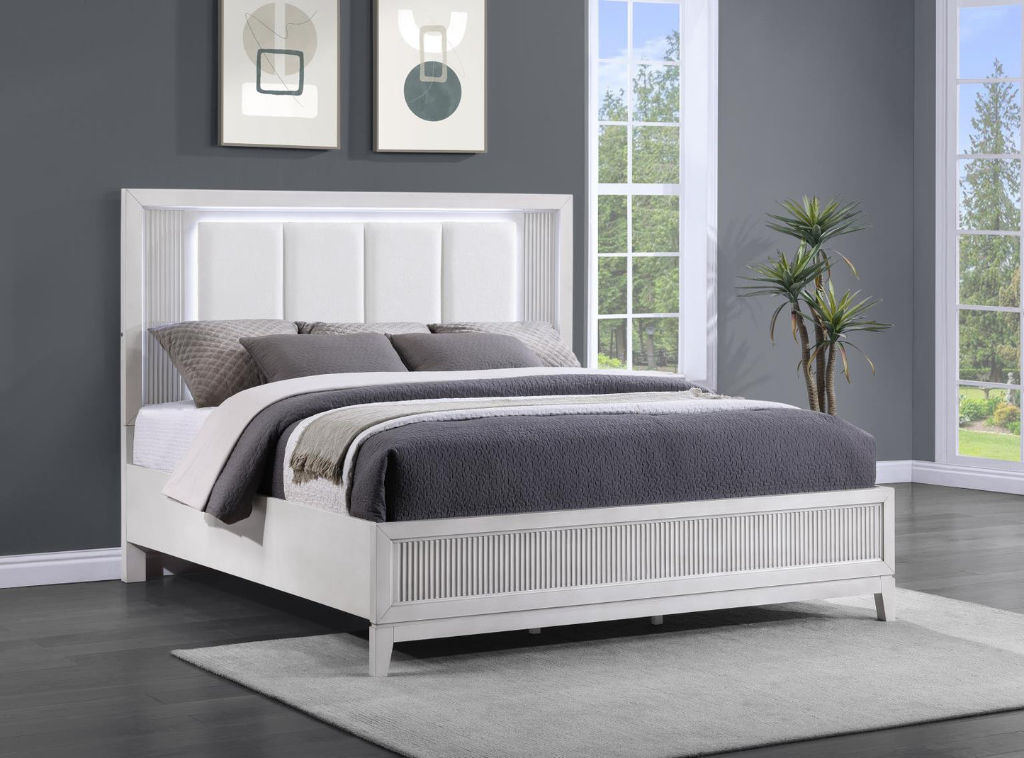B252 - LED Bed