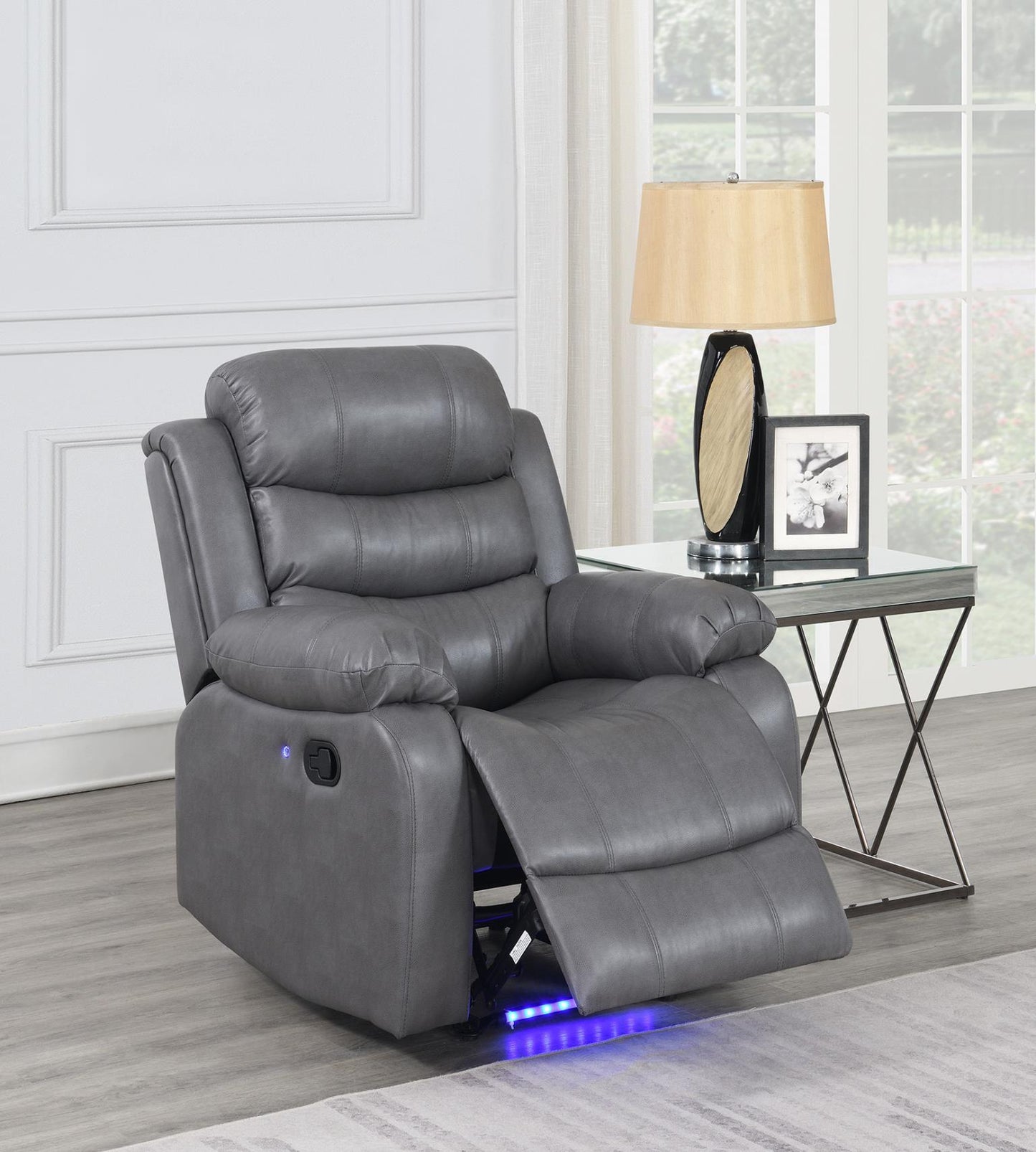 U156 - Living Room Set