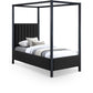Kelly - Bed