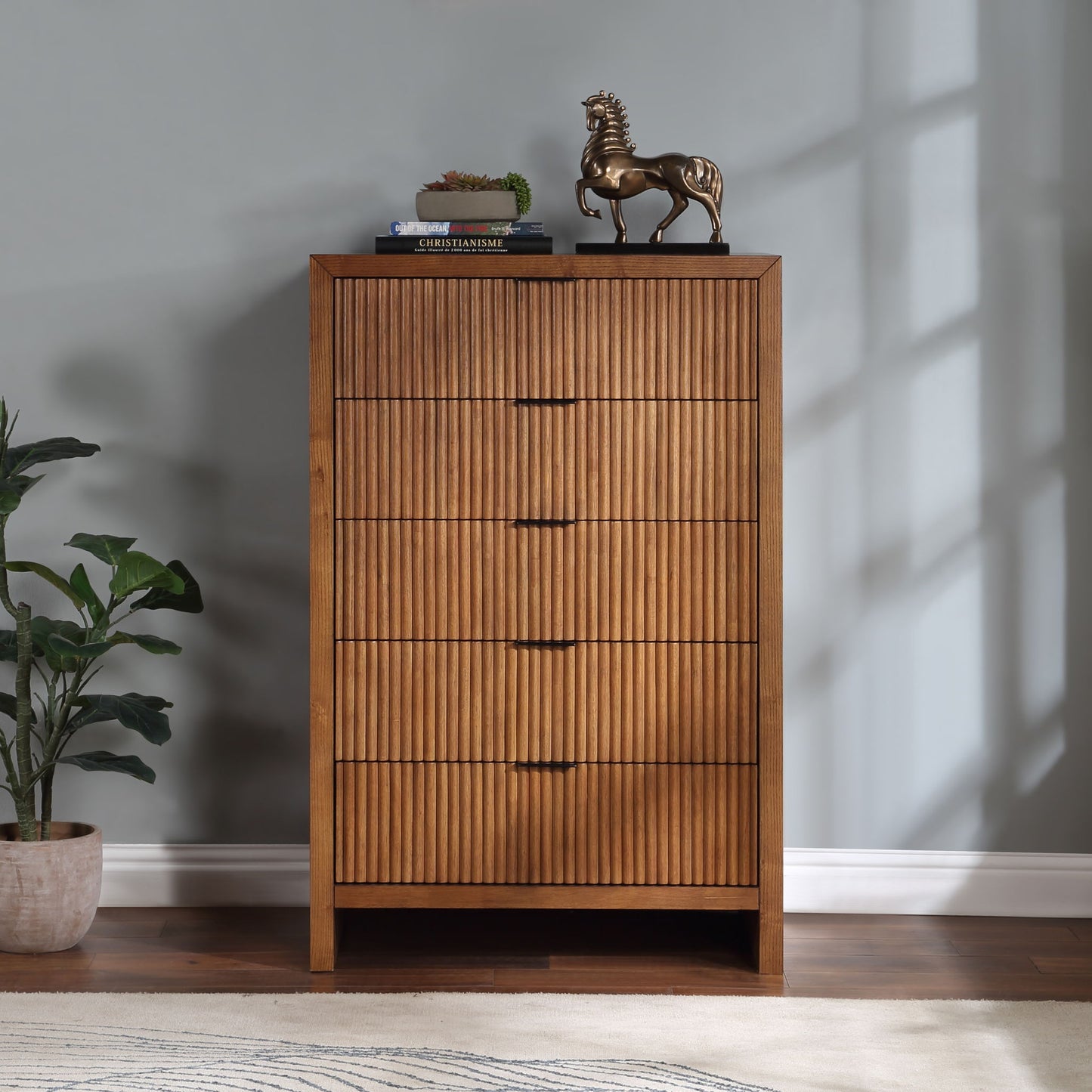 Fairfax - Chest