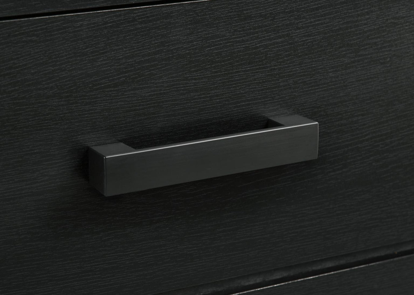 B525 - Bedroom Set