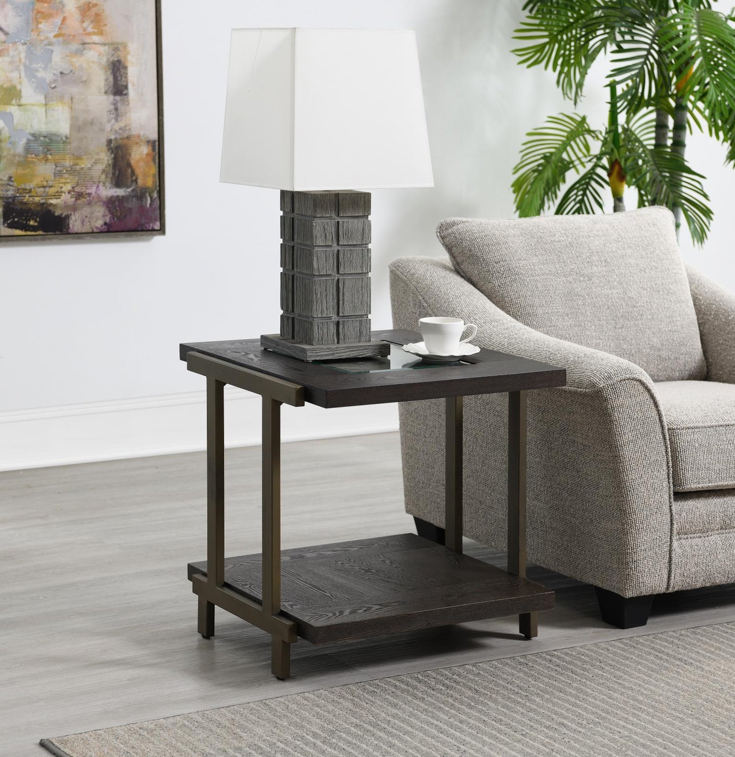 T112 - Table