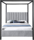 Kelly - Bed