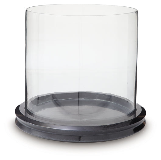 Saskia Candle Holder