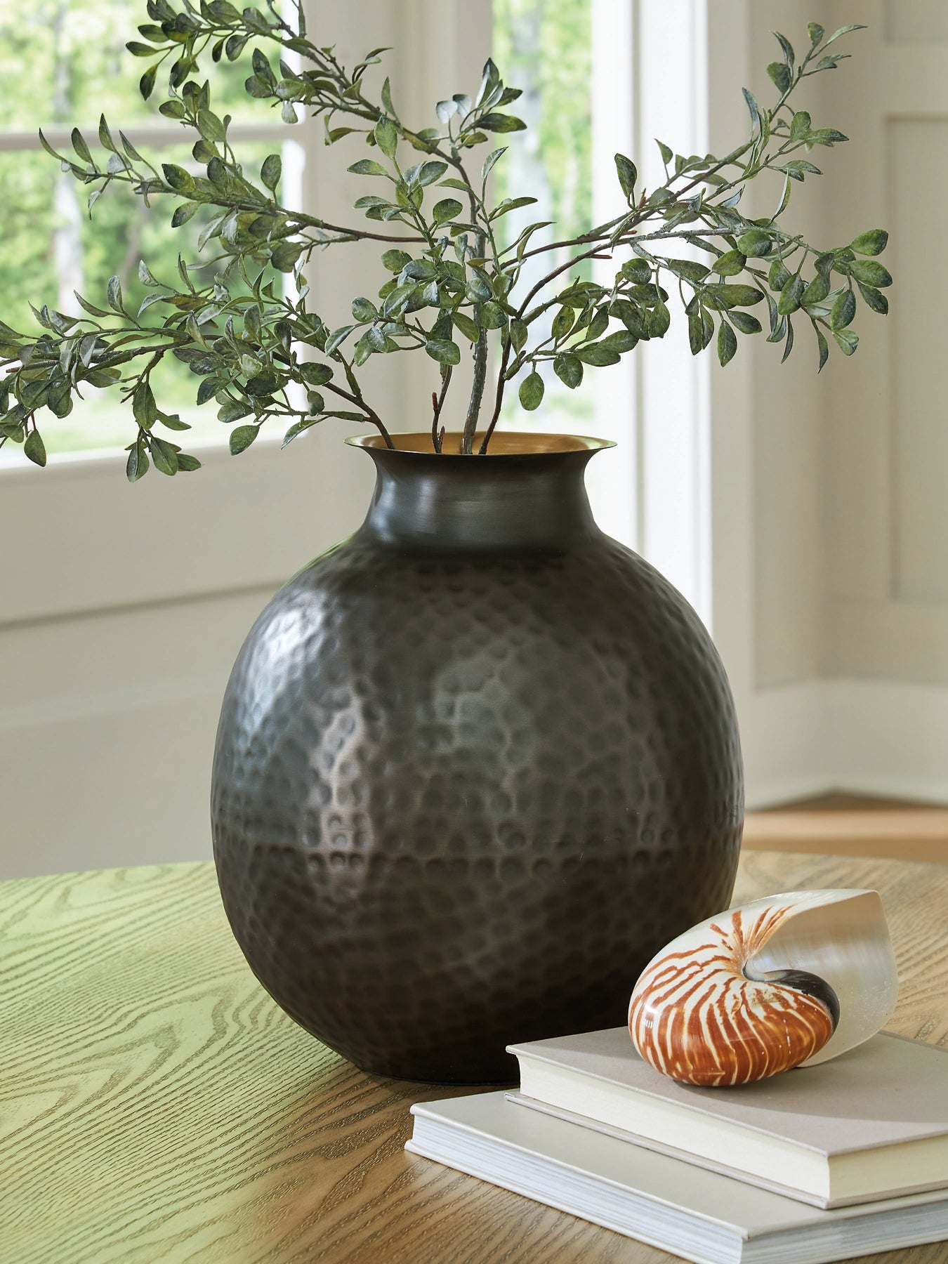 Woody Vase