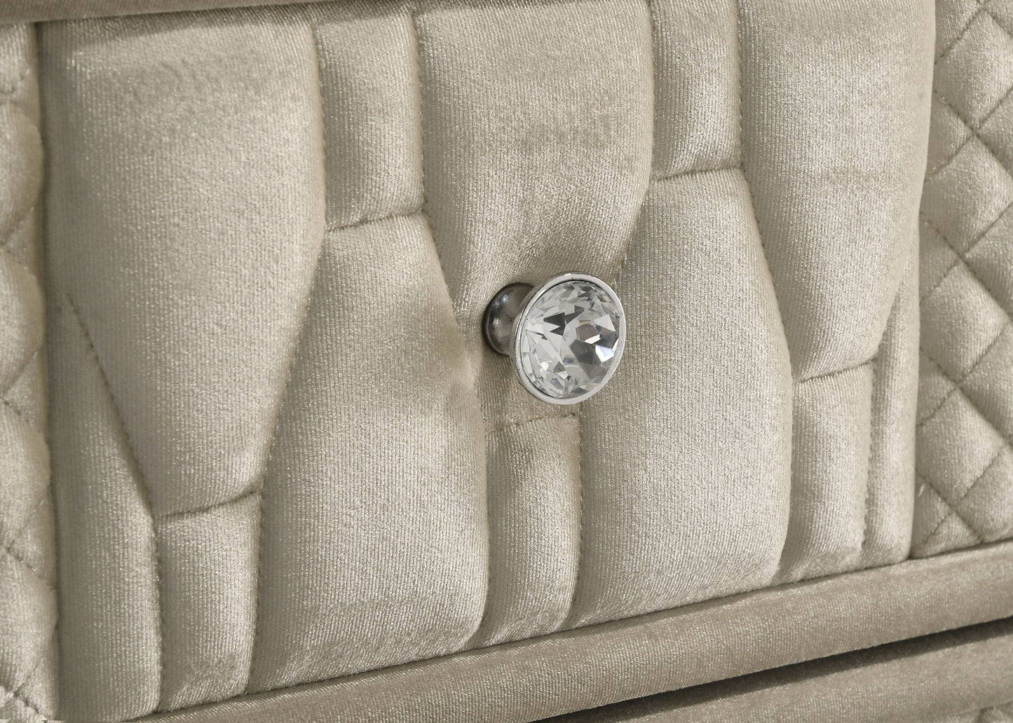 Lorient 8-drawer LED Bedroom Dresser Cabinet Ivory and Camel