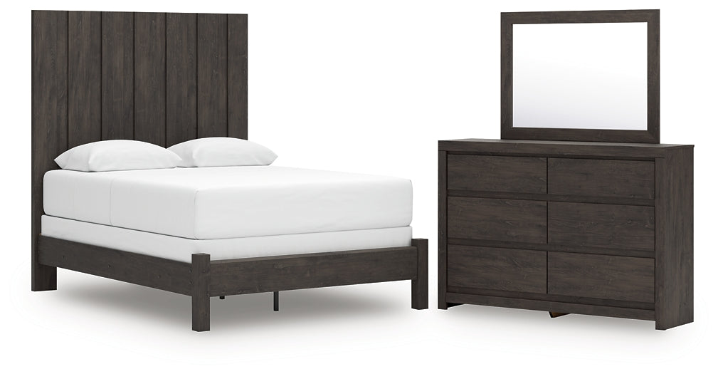 Fraluna Queen Panel Bed with Mirrored Dresser