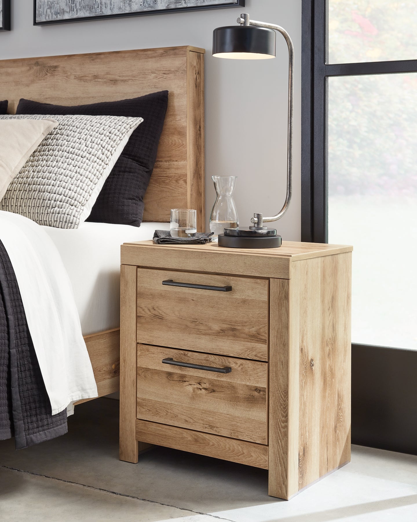 Hyanna King Panel Bed, Dresser, Mirror and Nightstand
