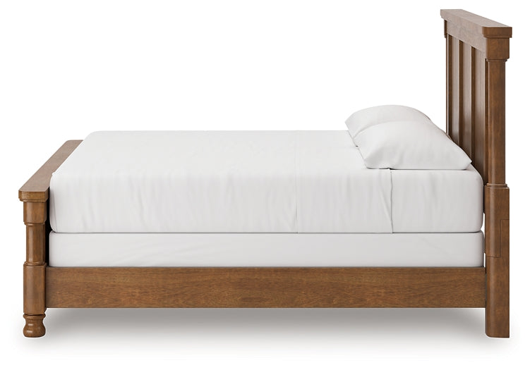 Rowlenstown King Poster Bed with Mirrored Dresser