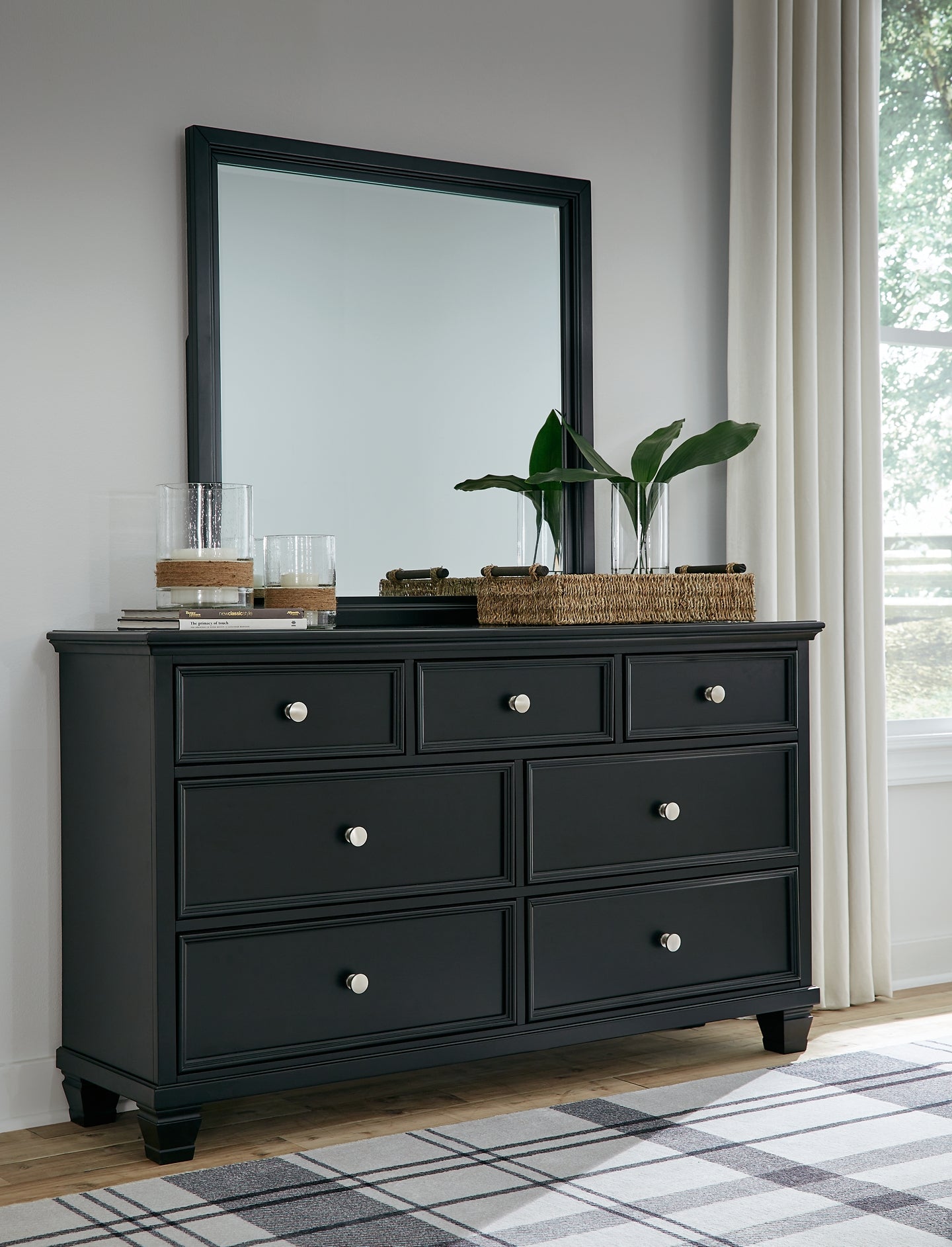 Lanolee Queen Panel Storage Bed, Dresser, Mirror and Nightstand