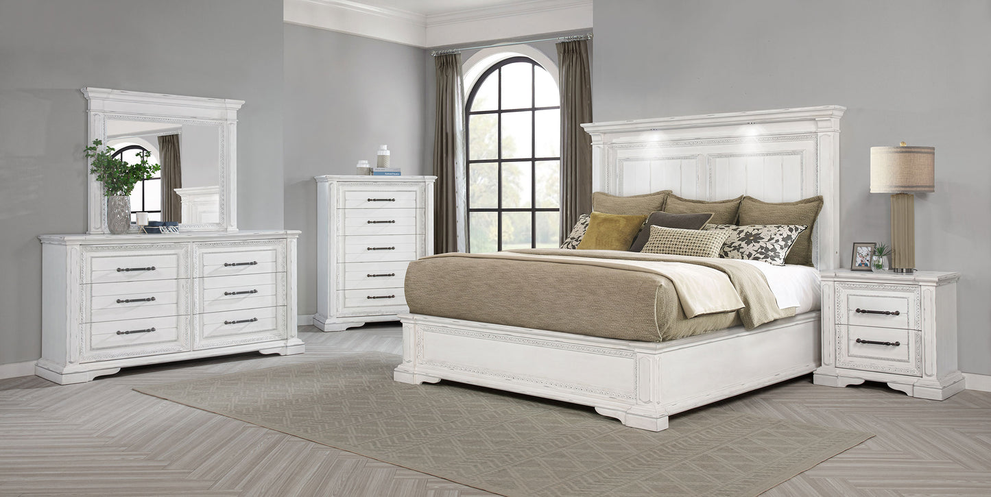 McKinney 2-drawer Nightstand with Dual USB Vintage White