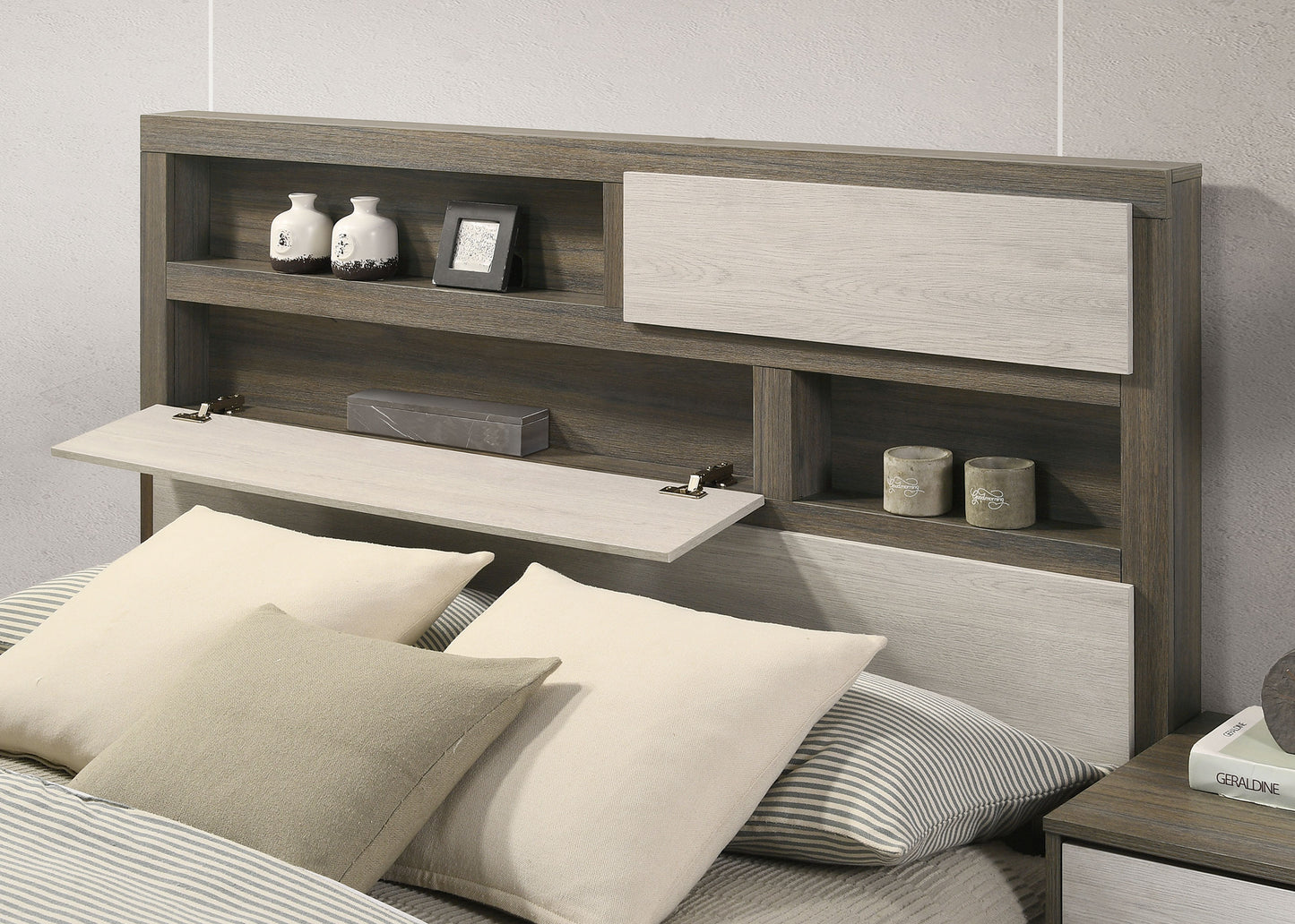 Fenwick 5-piece Queen Bedroom Set Grey Oak
