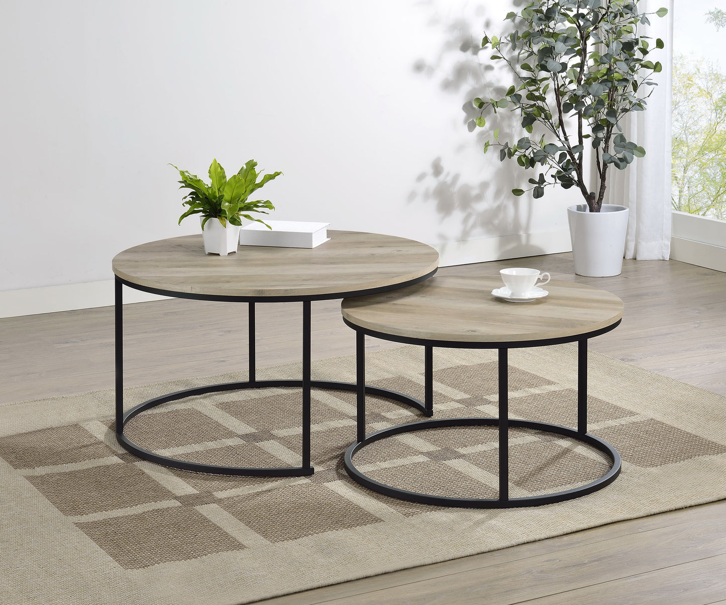 Lainey 2-piece Round Nesting Coffee Table Distressed Pine