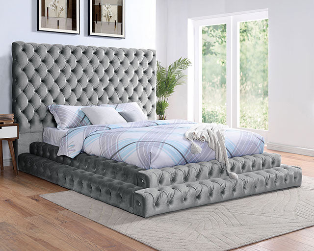 Stefania - Queen Bed
