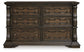 Maylee Dresser