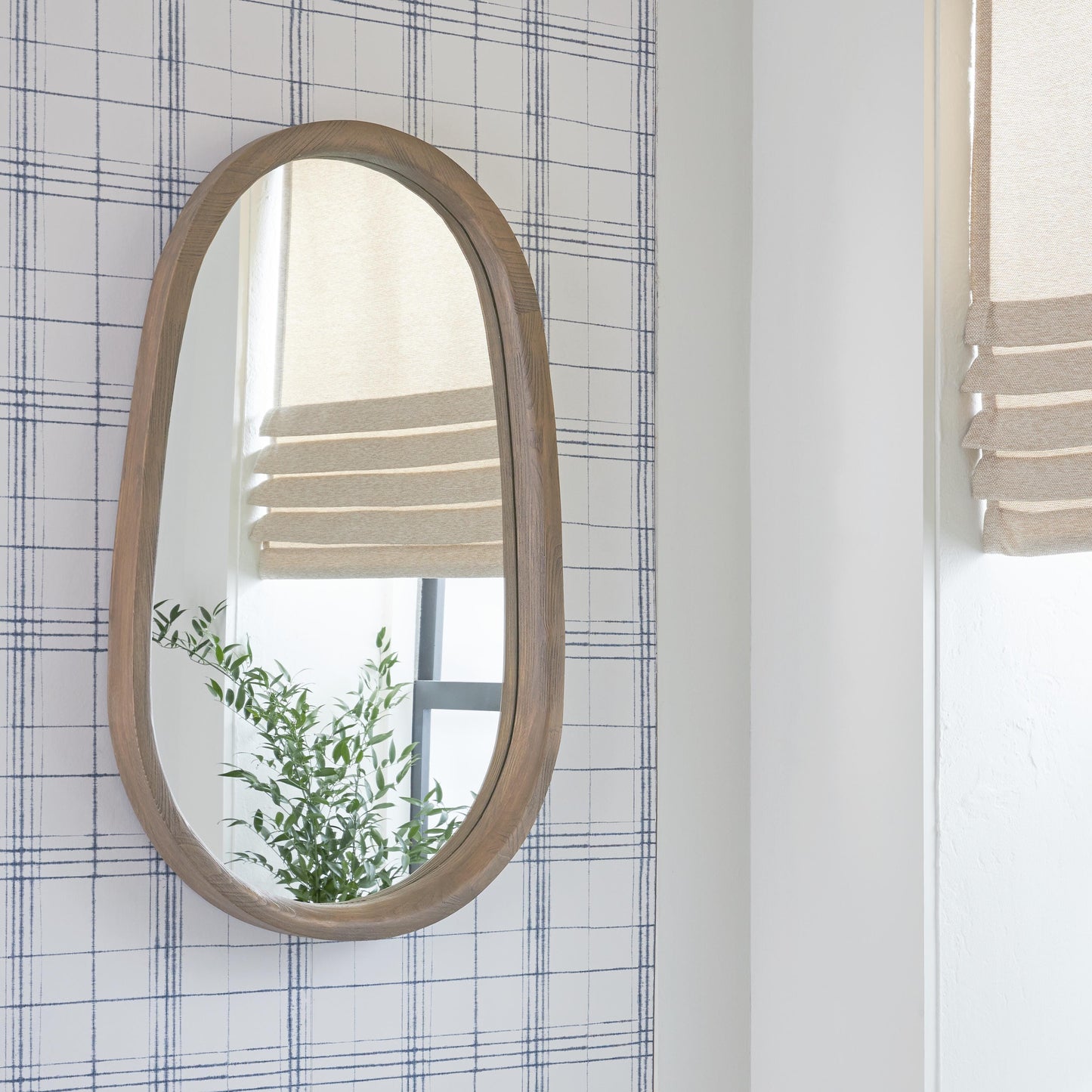 Aarilynn Accent Mirror
