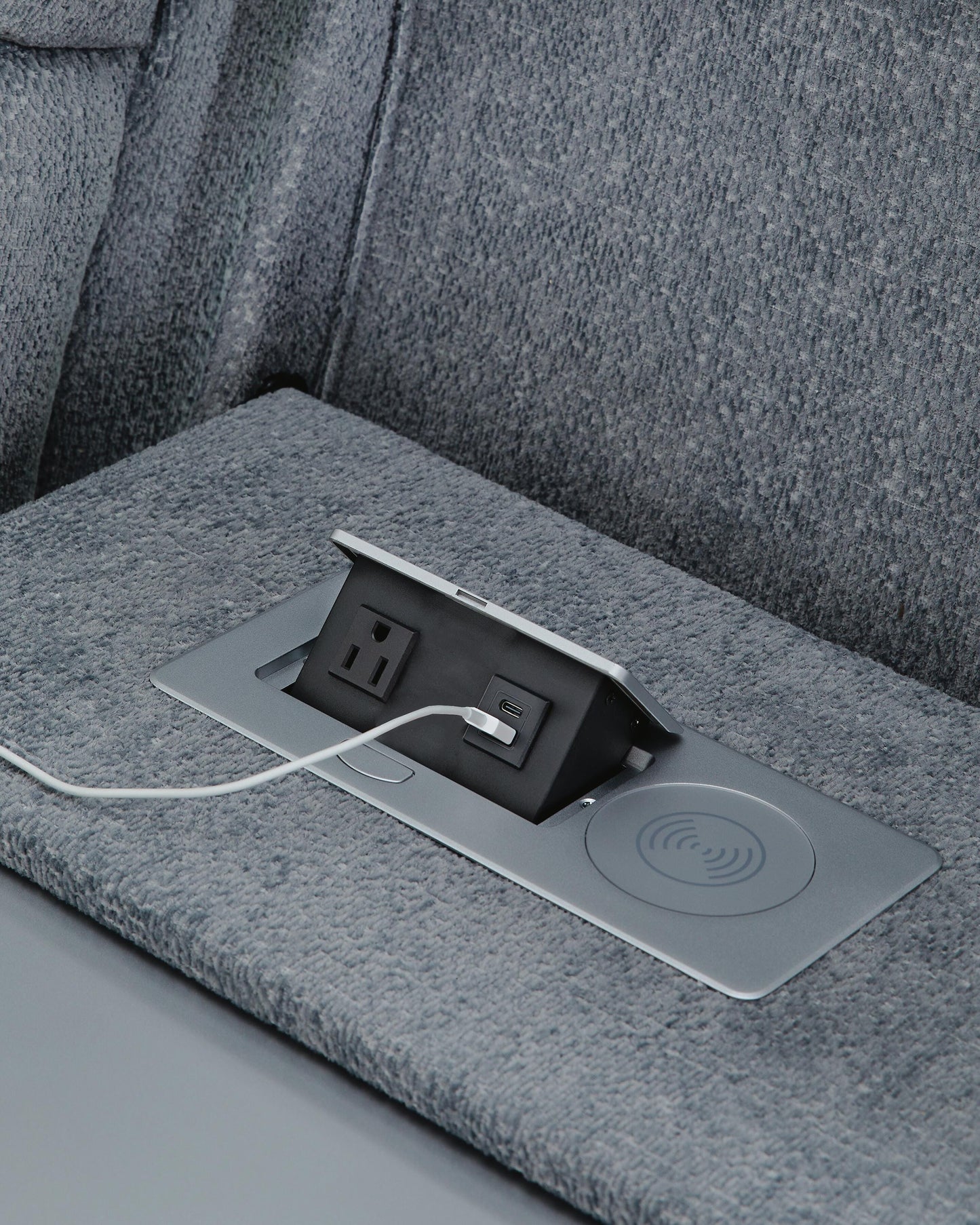 Studio Cave PWR REC Sofa with ADJ Headrest