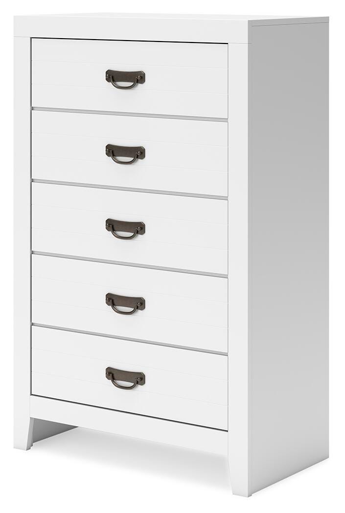 Binterglen Queen Panel Bed, Dresser, Mirror, Chest and Nightstand