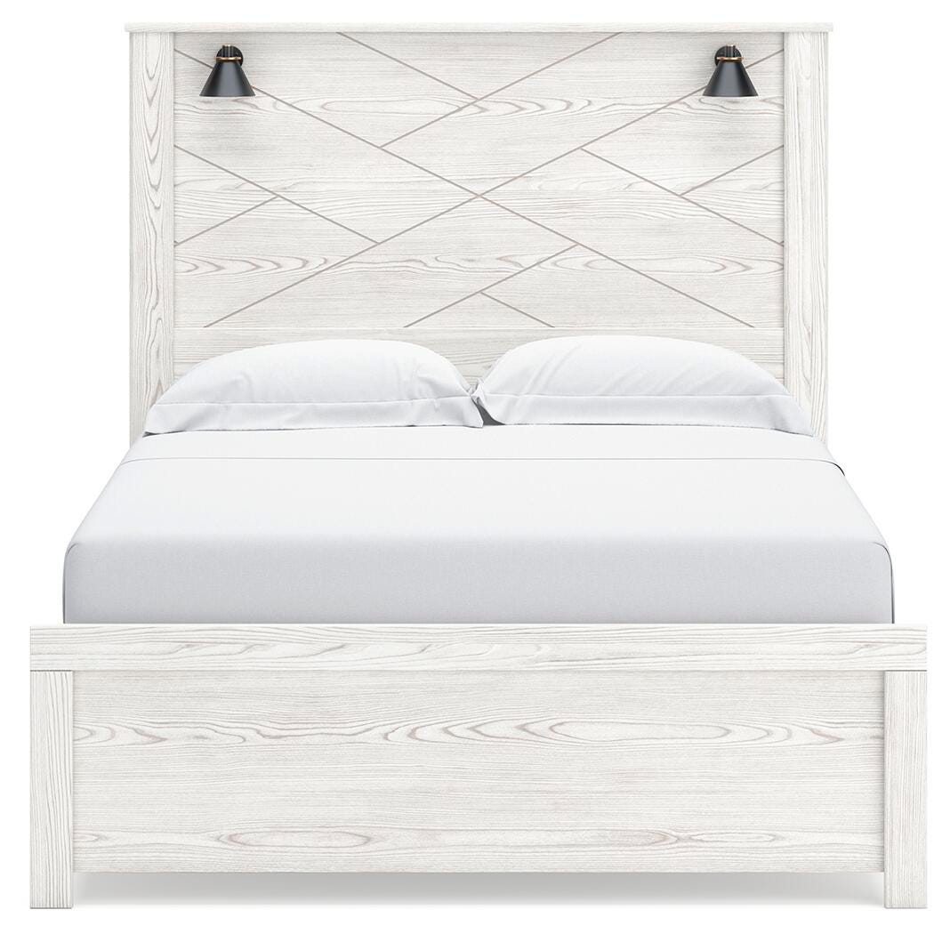 Gerridan Queen Panel Bed with Mirrored Dresser and Nightstand