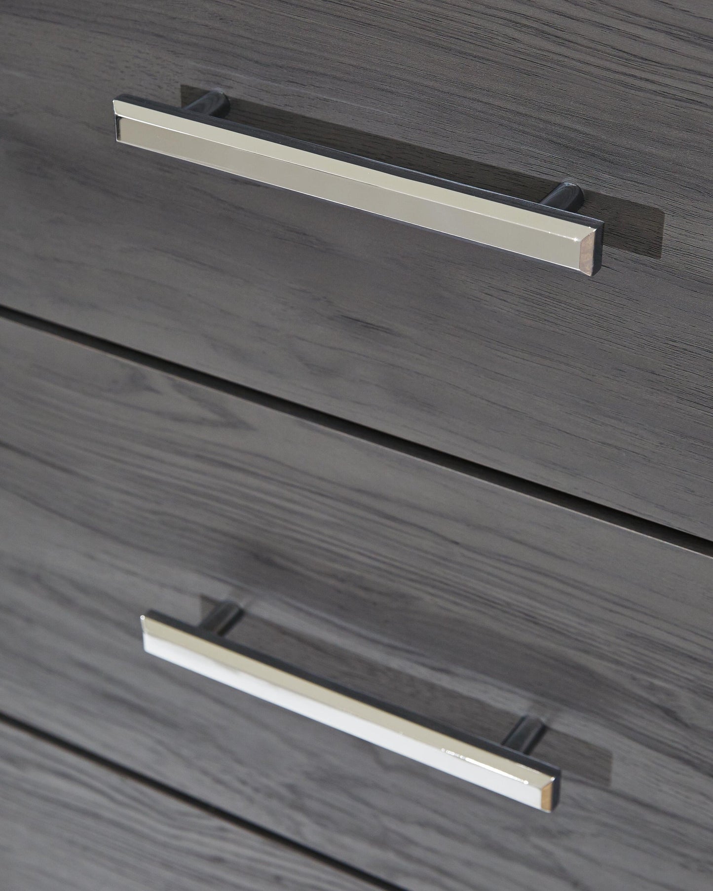 Lodanna Five Drawer Chest