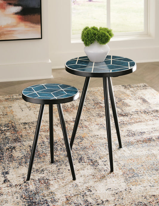 Clairbelle Accent Table (2/CN)