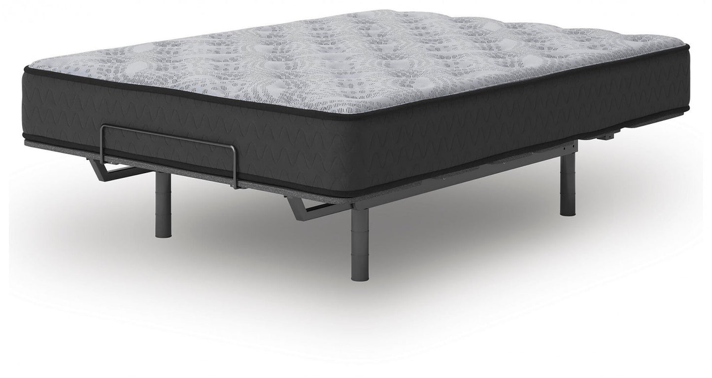 M51821