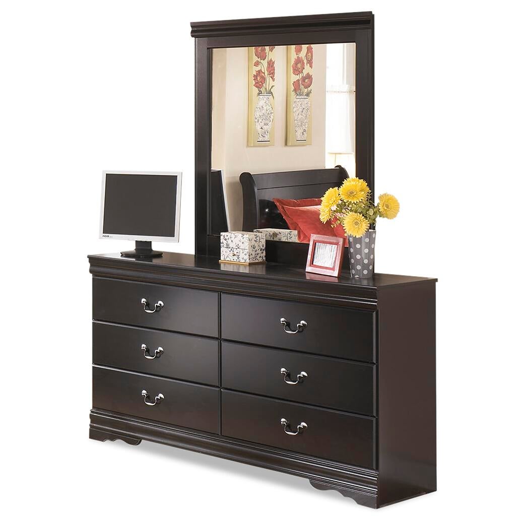 Huey Vineyard Queen Sleigh Headboard Bed with Mirrored Dresser