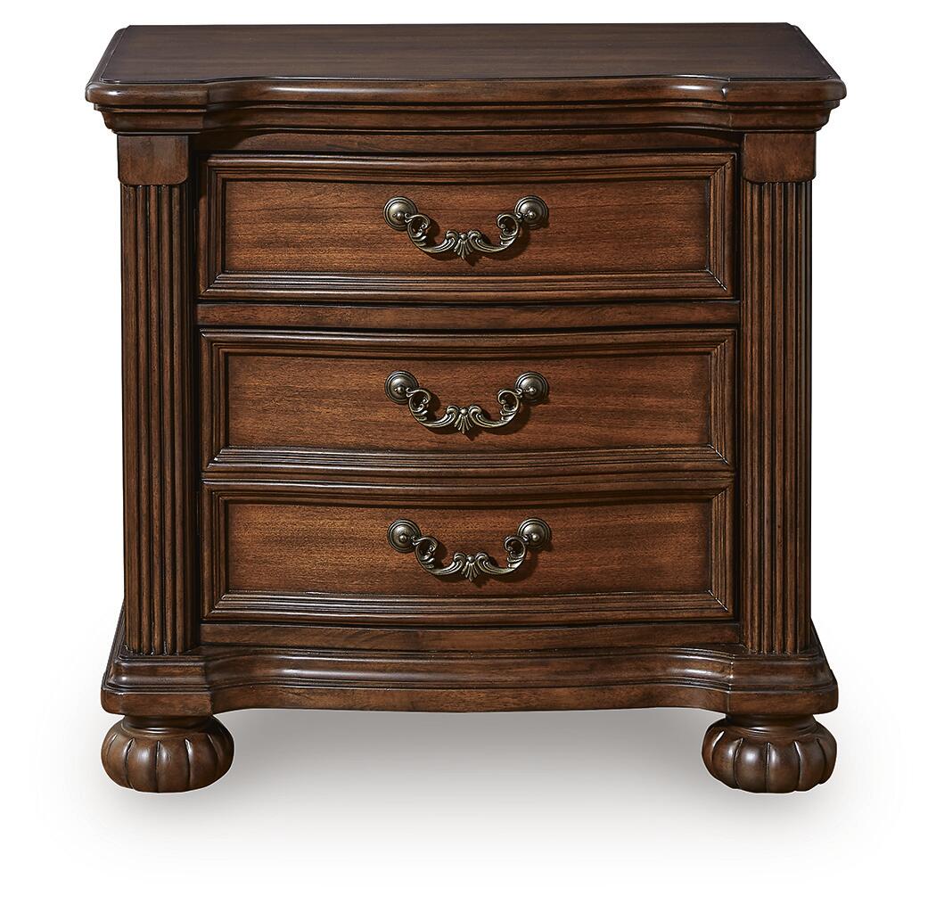 Lavinton King Poster Bed, Dresser, Mirror, Chest and Nightstand