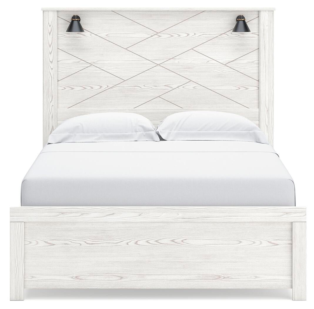Gerridan Queen Panel Bed with Mirrored Dresser and Nightstand