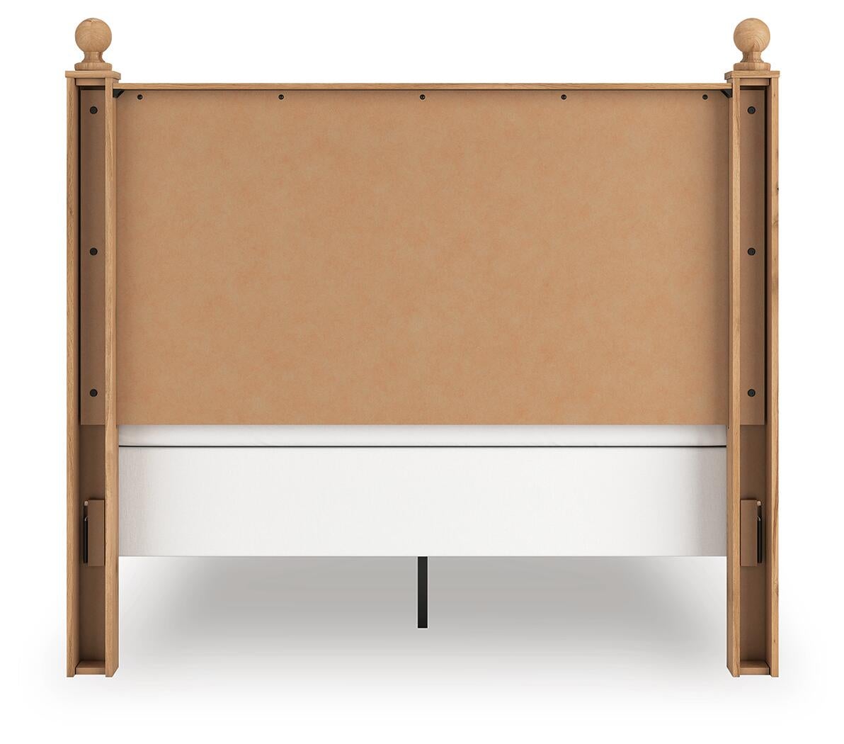 Galletyn Queen Panel Bed with Mirrored Dresser